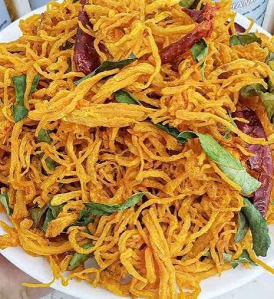 Khô Gà Lá Chanh